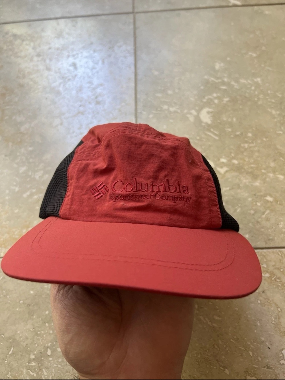 VTG Columbia Sportswear Company Red Black Mesh Sides Unisex OS Adjustable